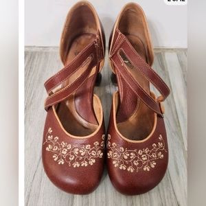 John Fluevog Operatta Heels